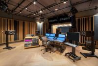 Modern Midwest Recording Studio | Rent this location on Giggster Modern Midwest Recording Studio | Rent this location on Giggster