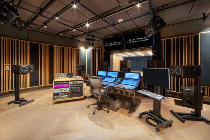 Modern Midwest Recording Studio | Rent this location on Giggster